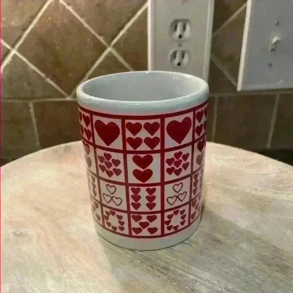 Heart Mug, Coffee, Tea, Valentines, Sweetheart, Anniversary, Heart Handle - Picture 3 of 6